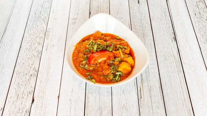 Chicken Bhuna, chicken mains at Spice of India Dublin
